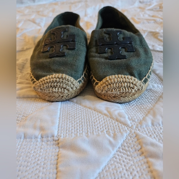 Tory Burch Weston Green Espadrille Flats with Canvas Top & Logo, Size 5.5 - Picture 3 of 8